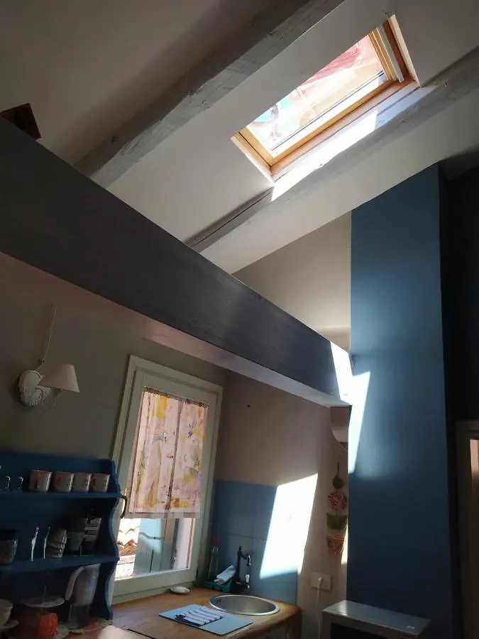 Ca' Falier Blue - 10 Min From Train And Bus Station Venice Apartment