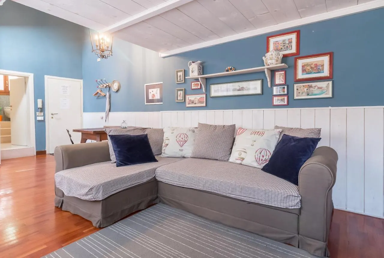 Ca' Falier Blue - 10 Min From Train And Bus Station Venice Italy