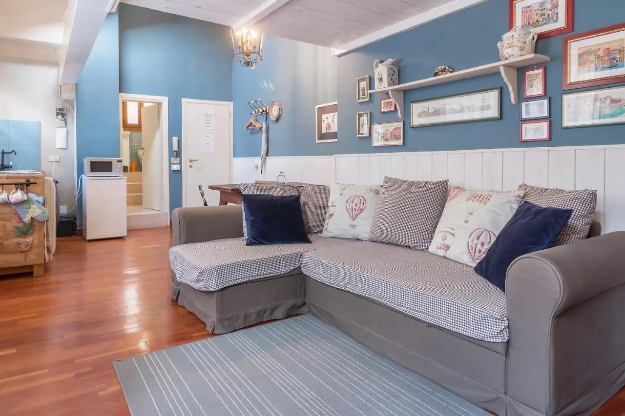 Ca' Falier Blue - 10 Min From Train And Bus Station Venice Apartment